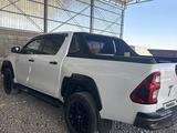 Toyota Hilux 2022 годаүшін28 000 000 тг. в Шымкент