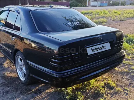 Mercedes-Benz E 280 2001 года за 4 700 000 тг. в Балхаш – фото 3