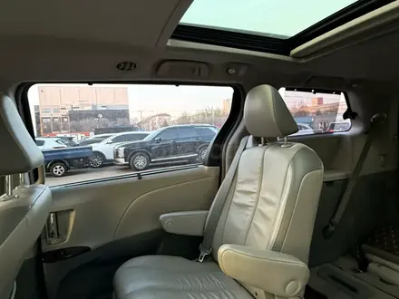 Toyota Sienna 2013 года за 13 500 000 тг. в Алматы – фото 14