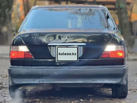 Mercedes-Benz E 280 1995 года за 2 000 000 тг. в Алматы – фото 6