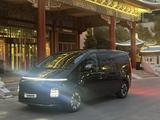 Hyundai Staria 2023 года за 22 500 000 тг. в Астана