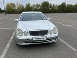 Mercedes-Benz E 320 2002 годаfor5 500 000 тг. в Астана