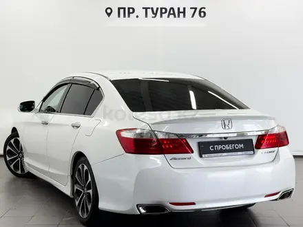 Honda Accord 2014 года за 7 990 000 тг. в Астана – фото 2