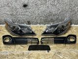 Фара и решетка в бампер для Toyota Camry 50 SE за 8 000 тг. в Алматы