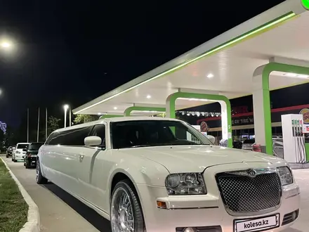 Chrysler 300C 2007 года за 5 000 000 тг. в Актобе – фото 5