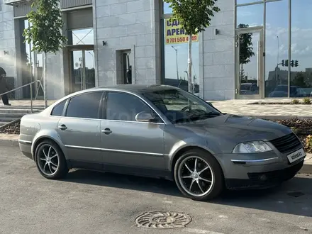 Volkswagen Passat 2004 года за 3 200 000 тг. в Астана – фото 2