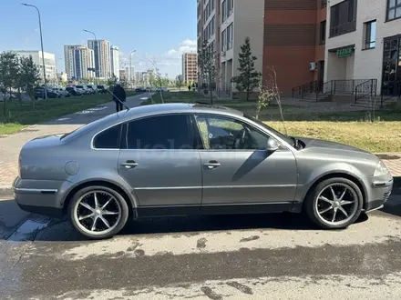 Volkswagen Passat 2004 года за 3 200 000 тг. в Астана – фото 7