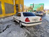 Mercedes-Benz C 200 1994 года за 850 000 тг. в Караганда