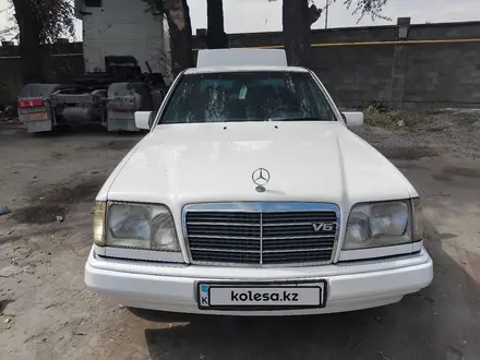 Mercedes-Benz E 220 1994 годаүшін1 450 000 тг. в Алматы – фото 14