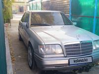 Mercedes-Benz E 220 1994 годаfor2 450 000 тг. в Алматы