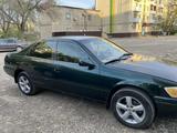Toyota Camry 2000 года за 2 700 000 тг. в Жезказган – фото 3