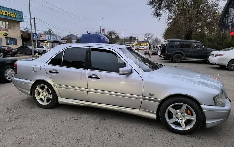 Mercedes-Benz C 280 1995 годаfor2 570 000 тг. в Алматы