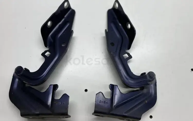 Петля капота на Mitsubishi за 6 000 тг. в Алматы