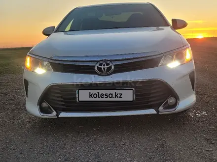 Toyota Camry 2015 года за 10 200 000 тг. в Павлодар