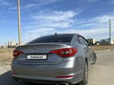 Hyundai Sonata 2015 года за 8 000 000 тг. в Актобе – фото 4