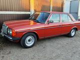 Mercedes-Benz E 250 1983 года за 3 000 000 тг. в Костанай – фото 4