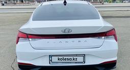 Hyundai Elantra 2022 года за 9 700 000 тг. в Атырау – фото 3