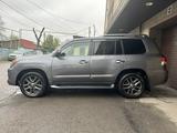 Lexus LX 570 2014 года за 22 000 000 тг. в Алматы – фото 2