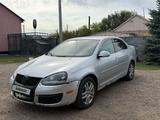 Volkswagen Jetta 2005 года за 1 450 000 тг. в Астана