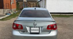 Volkswagen Jetta 2005 года за 1 450 000 тг. в Астана – фото 4