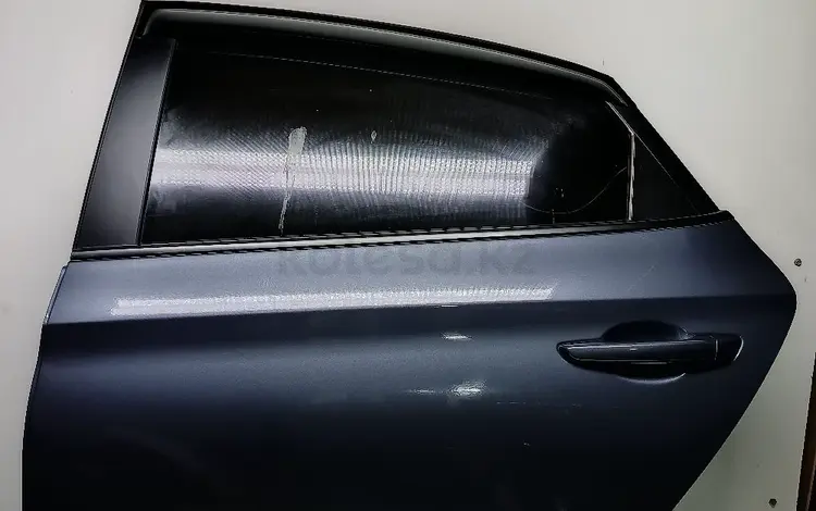 Дверь на Hyundai Acent за 1 255 тг. в Астана