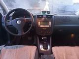 Volkswagen Golf 2006 года за 4 200 000 тг. в Караганда – фото 4