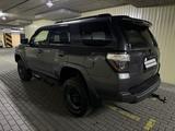 Toyota 4Runner 2020 годаүшін22 800 000 тг. в Семей – фото 3