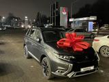 Mitsubishi Outlander 2022 года за 15 500 000 тг. в Алматы – фото 2