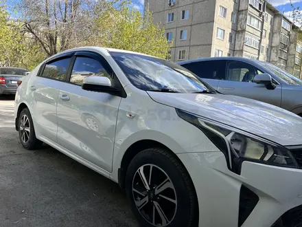 Kia Rio 2021 года за 6 500 000 тг. в Костанай – фото 2