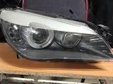 Правая фара на BMW 7 f01/f02 Dynamic Xenon за 170 000 тг. в Алматы