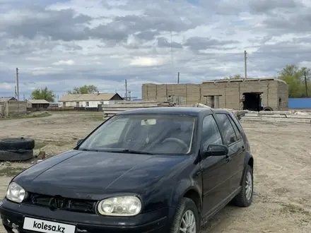 Volkswagen Golf 1997 года за 1 500 000 тг. в Актобе – фото 2