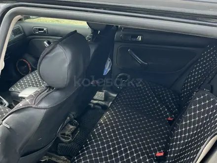 Volkswagen Golf 1997 года за 1 500 000 тг. в Актобе – фото 4