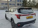 Kia Seltos 2025 года за 11 300 000 тг. в Петропавловск – фото 4
