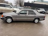 Mercedes-Benz E 230 1992 года за 1 800 000 тг. в Костанай – фото 2