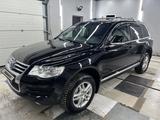 Volkswagen Touareg 2008 года за 7 500 000 тг. в Астана – фото 3