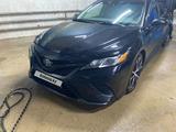 Toyota Camry 2019 года за 10 500 000 тг. в Астана
