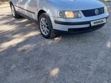 Volkswagen Passat 1998 годаfor3 000 000 тг. в Шымкент