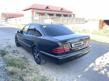 Mercedes-Benz E 320 1996 года за 2 500 000 тг. в Шымкент – фото 5