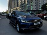 Volkswagen Touareg 2014 года за 12 900 000 тг. в Астана