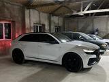 Audi Q8 2019 года за 35 000 000 тг. в Алматы – фото 2