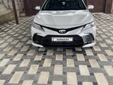 Toyota Camry 2023 годаүшін21 000 000 тг. в Шымкент – фото 3