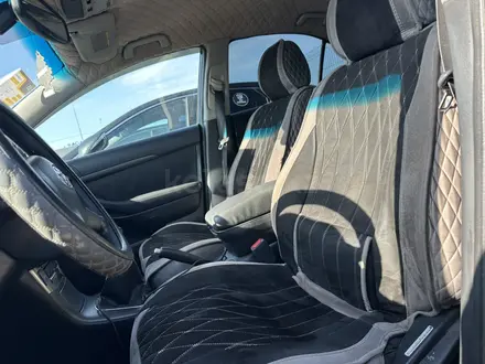 Toyota Avensis 2003 года за 3 300 000 тг. в Караганда – фото 22