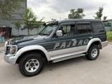 Mitsubishi Pajero 1993 года за 1 600 000 тг. в Алматы – фото 2