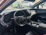 Lexus RX 500h 2023 года за 39 000 000 тг. в Алматы – фото 5