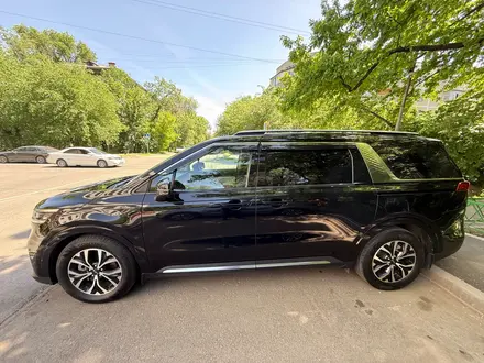 Kia Carnival 2023 года за 19 200 000 тг. в Алматы – фото 4