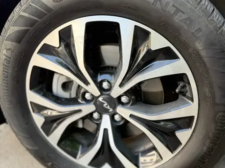 Kia Carnival 2023 года за 19 200 000 тг. в Алматы – фото 7