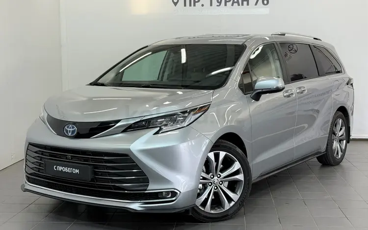 Toyota Sienna 2024 года за 30 500 000 тг. в Астана