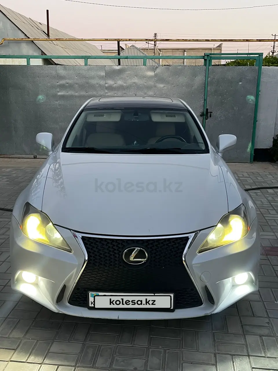 Lexus is-250, 2006