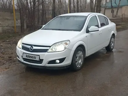 Opel Astra 2013 года за 3 500 000 тг. в Жезказган