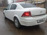 Opel Astra 2013 года за 3 500 000 тг. в Жезказган – фото 4